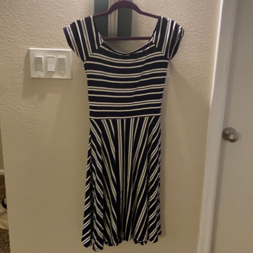 LOFT dress with stripe pattern and back detail
